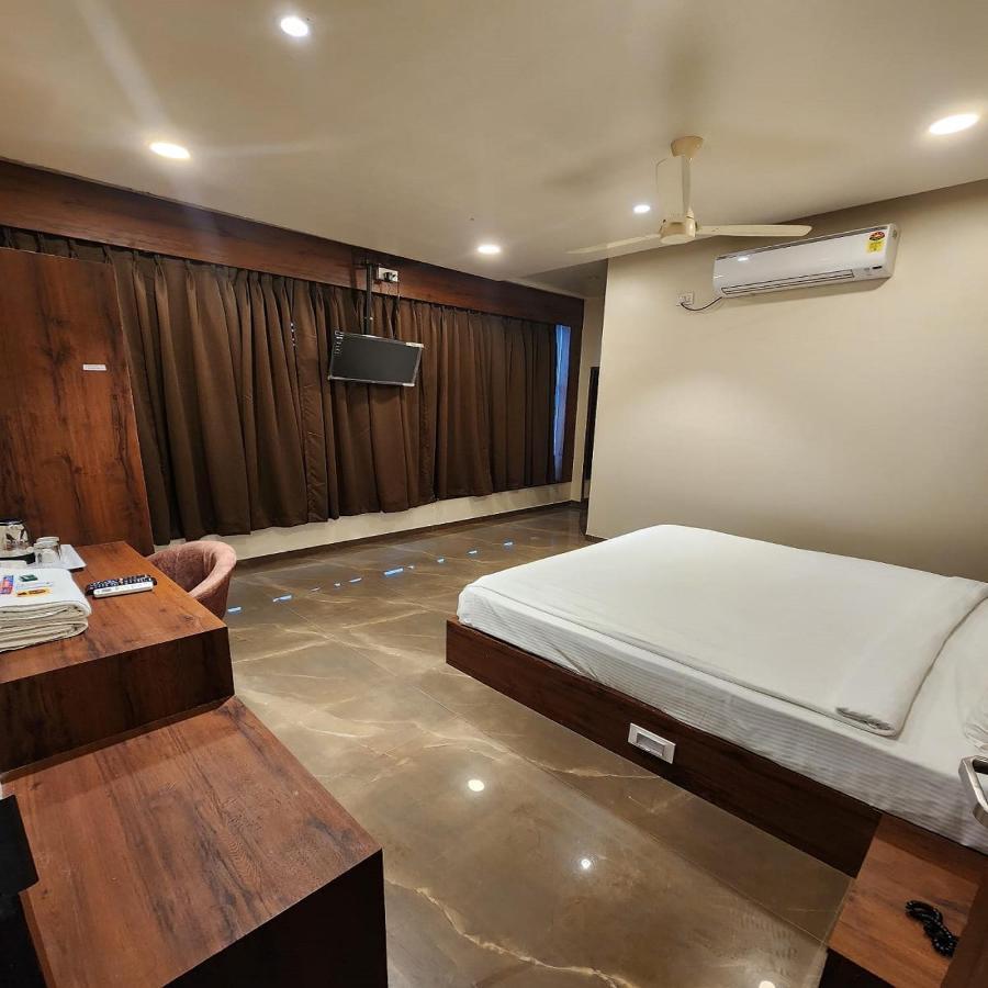 Hotel The Mint Nanded Luaran gambar